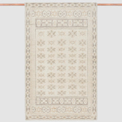 Lahar Hand-Knotted Accent Rug
