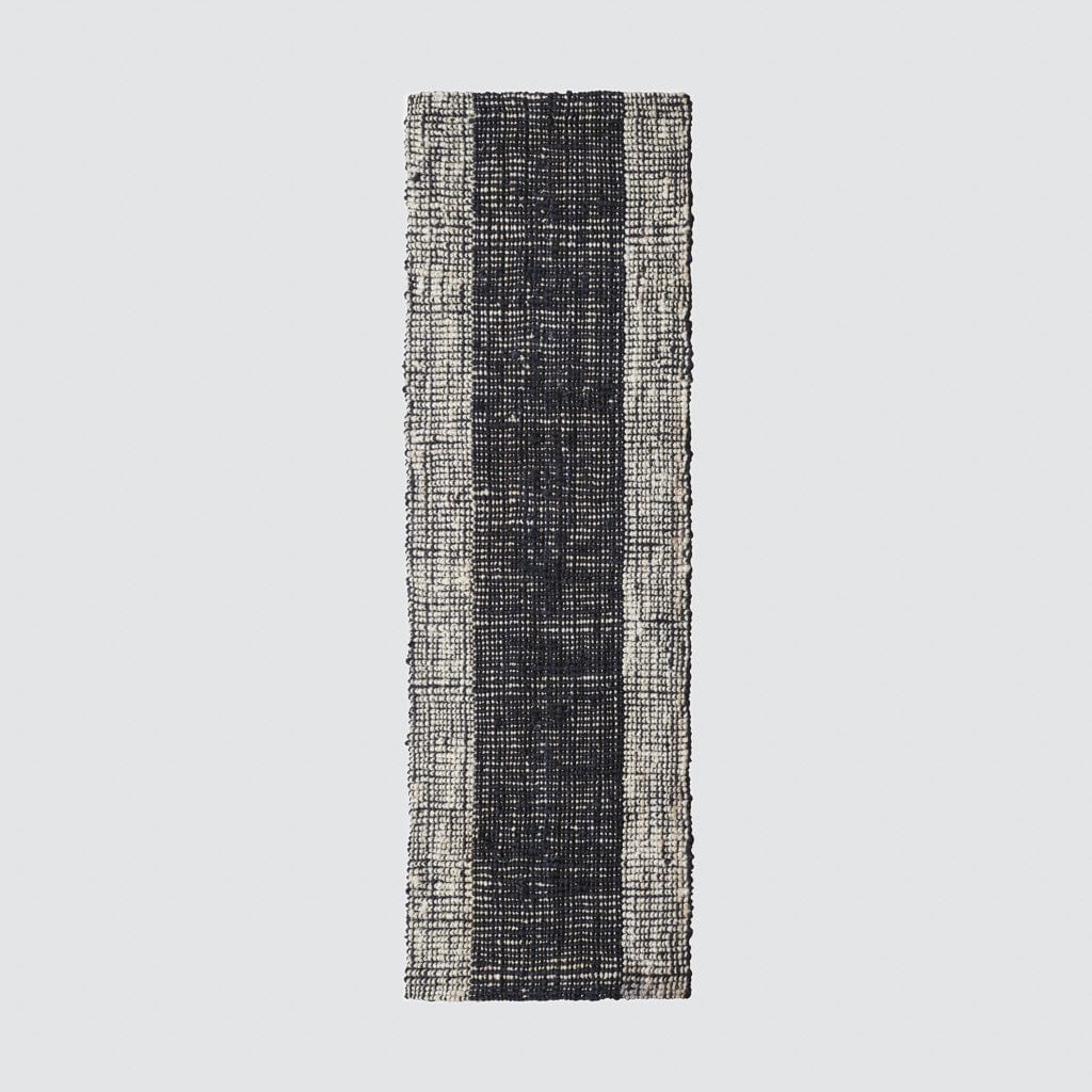 Aditha Handwoven Jute Accent Rug