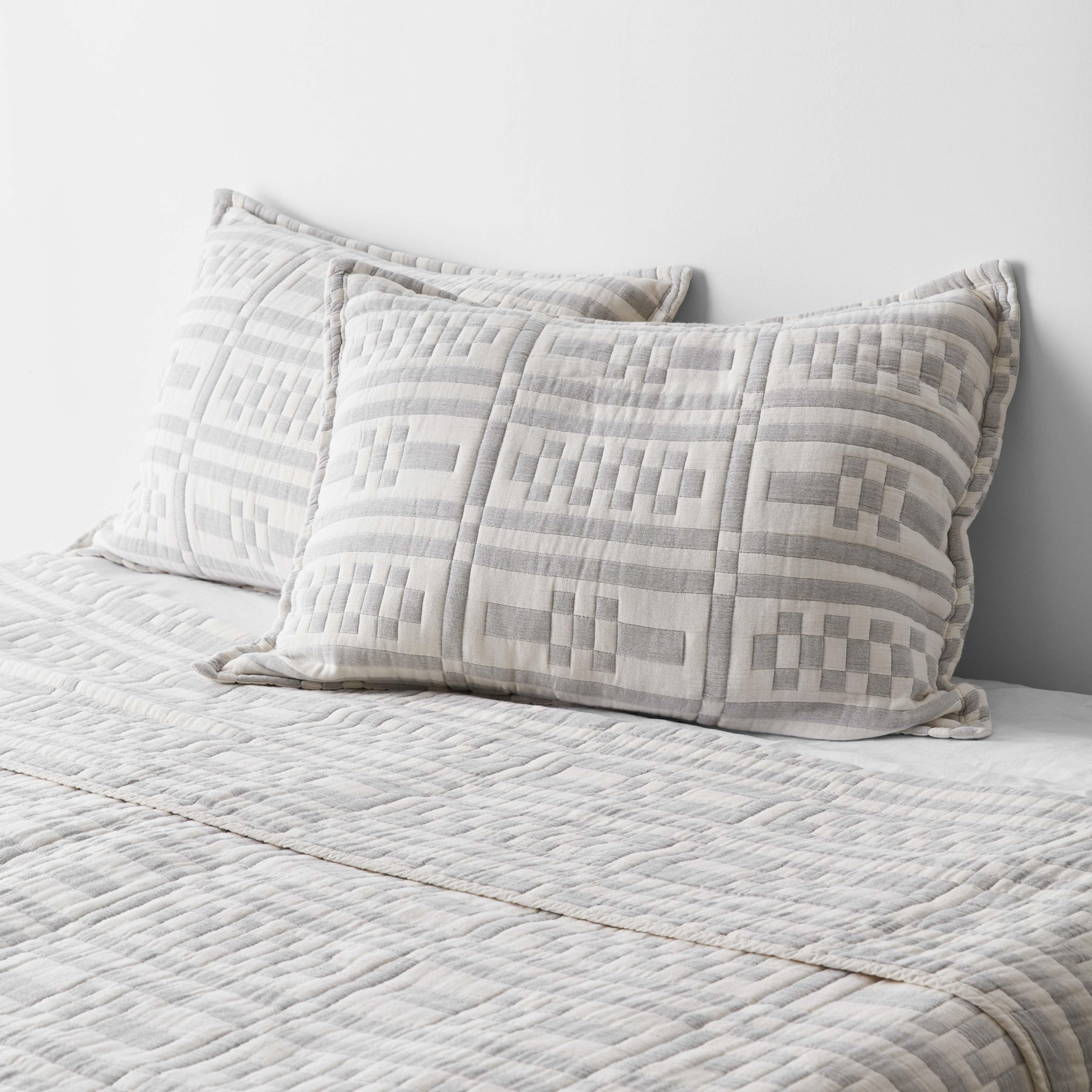 Alegria Organic Cotton Quilted Bed Blanket