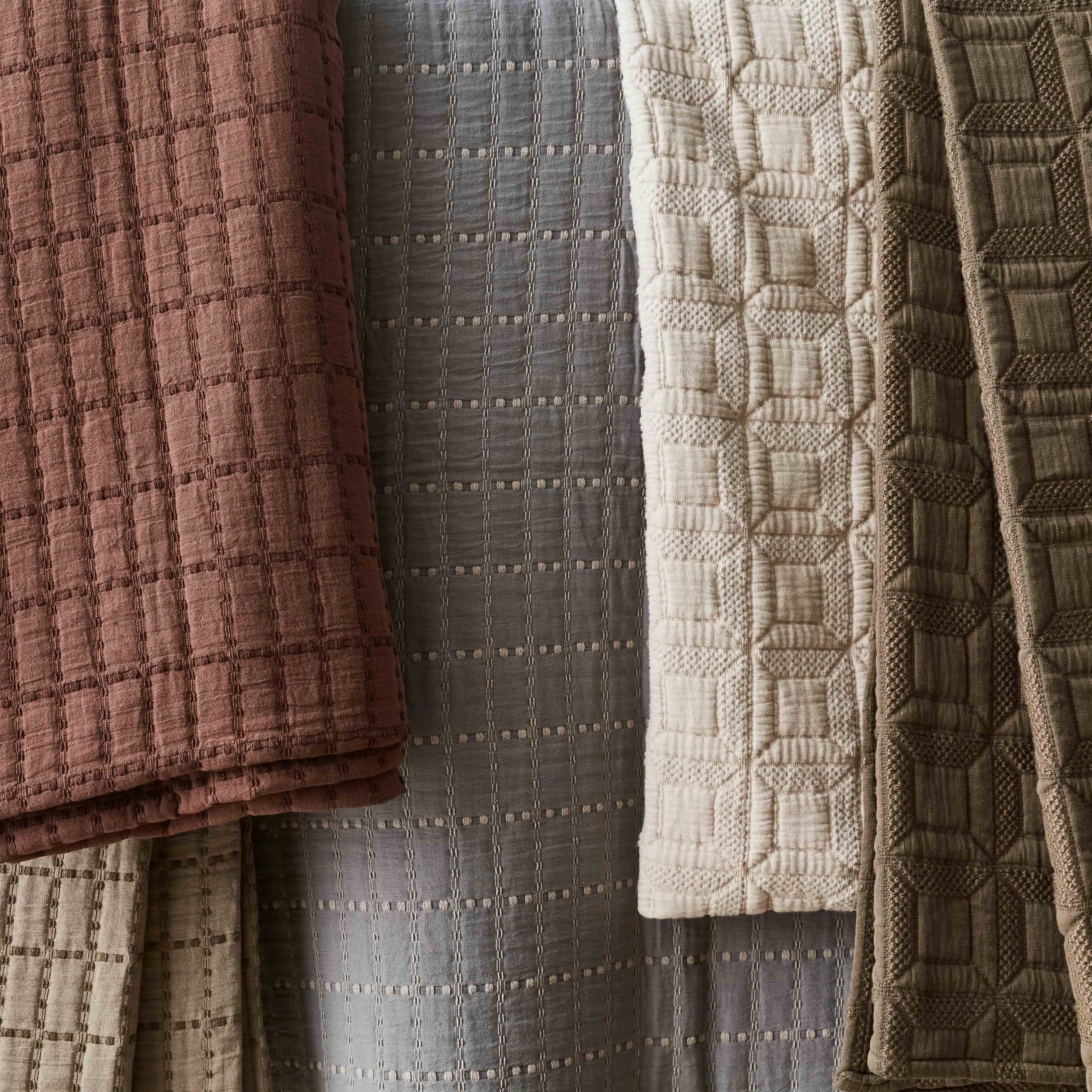 Ayla Organic Cotton Quilted Bed Blanket