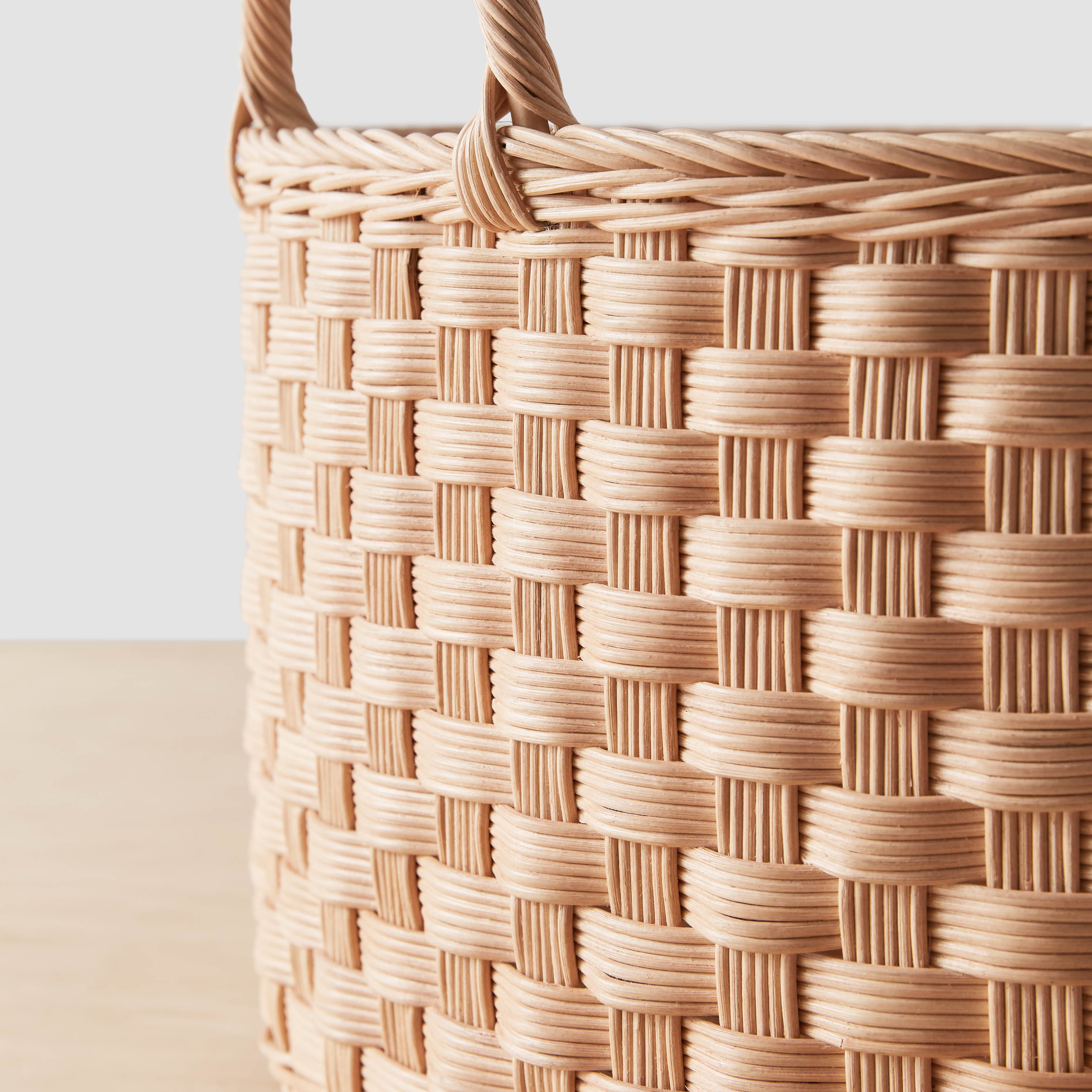 Kawi Wicker Floor Basket