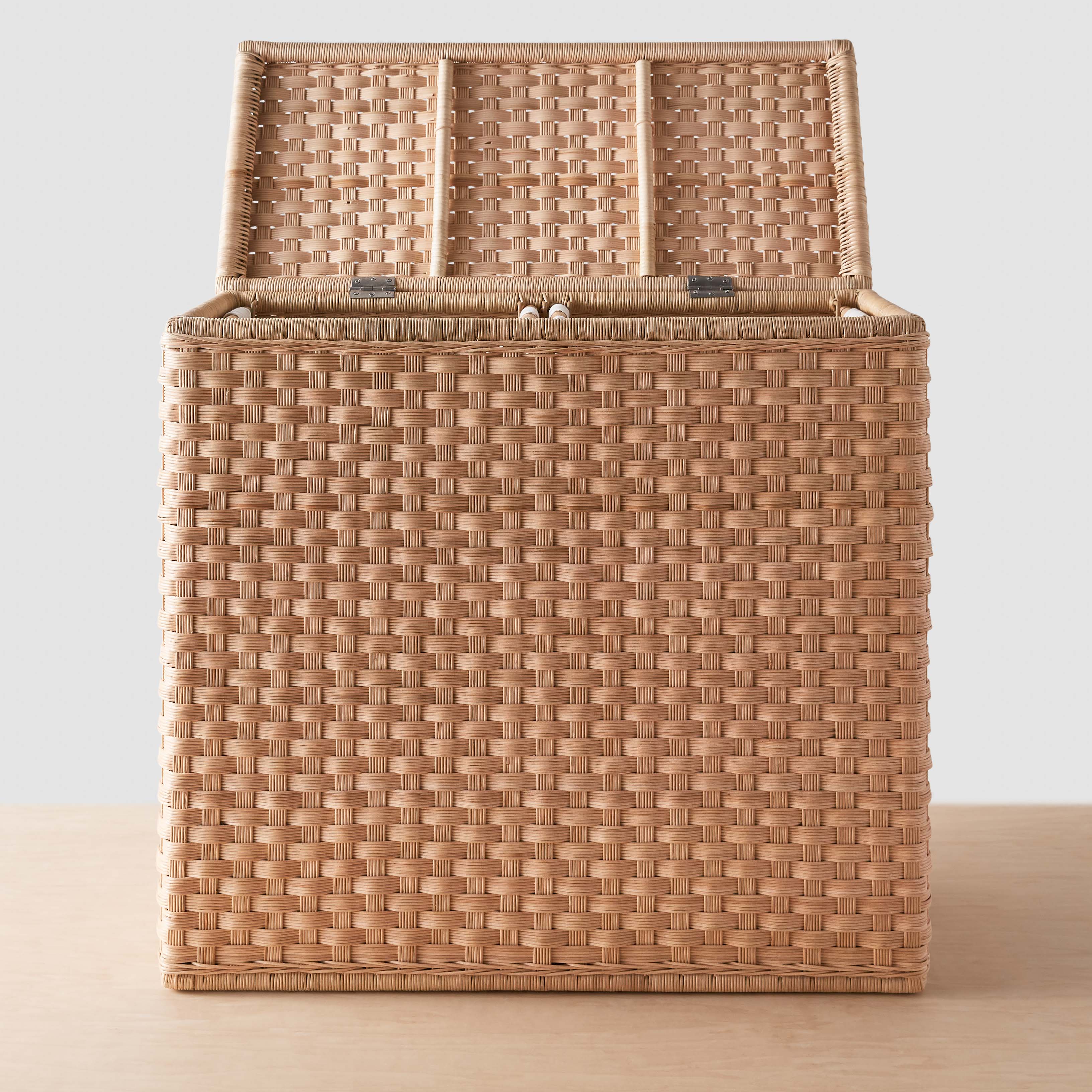 Kawi Wicker Hamper