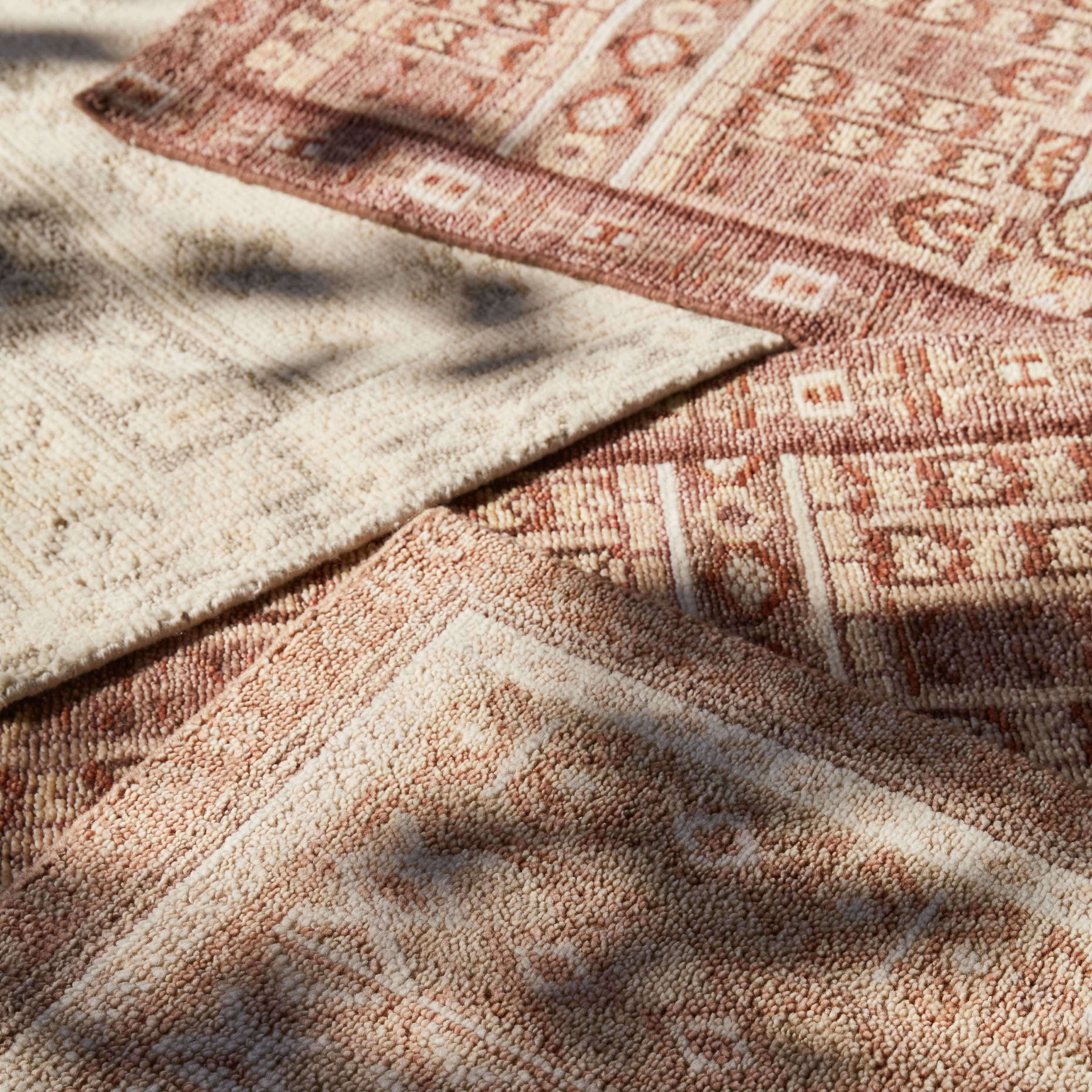 Lahar Hand-Knotted Accent Rug