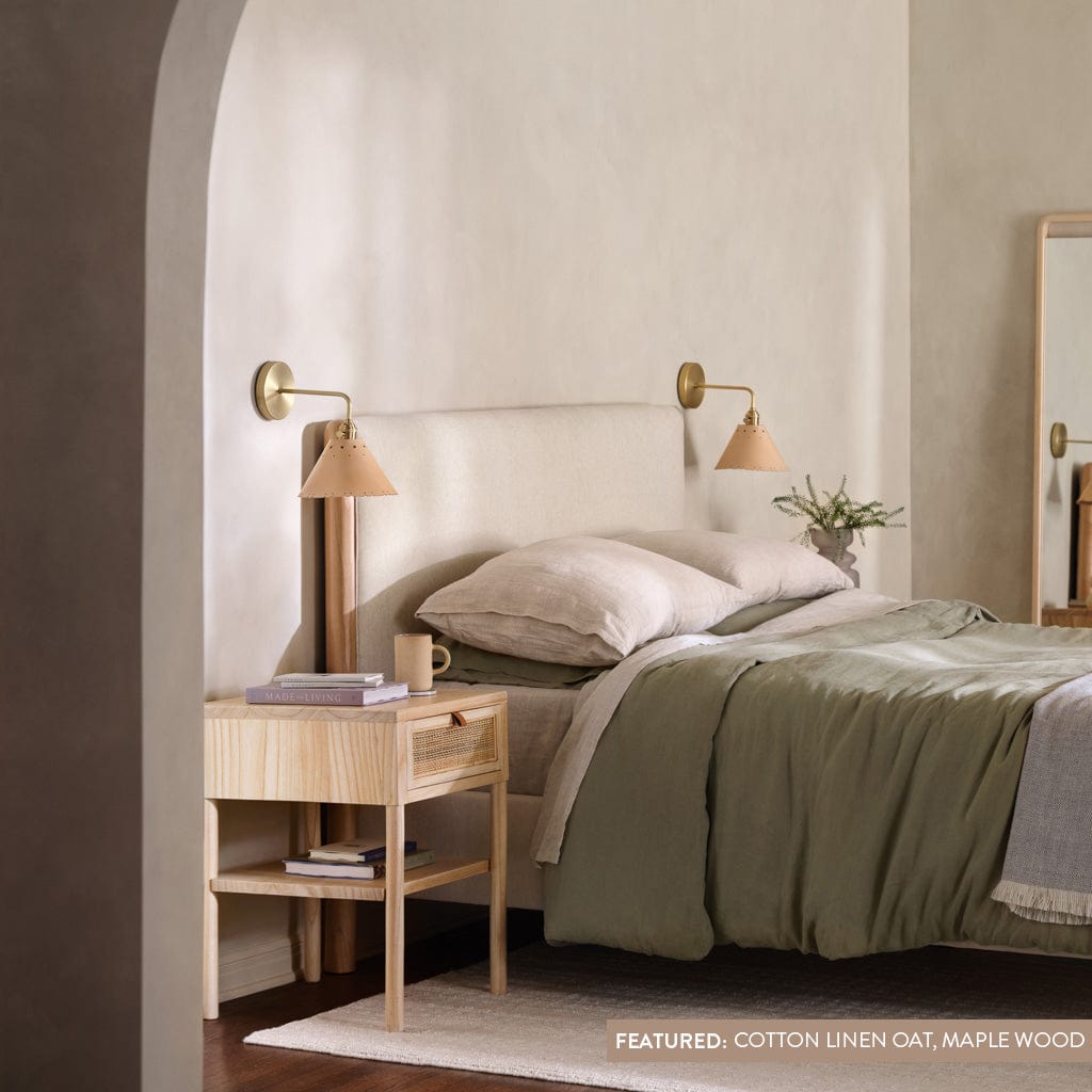 Laurel Bed with High Footboard