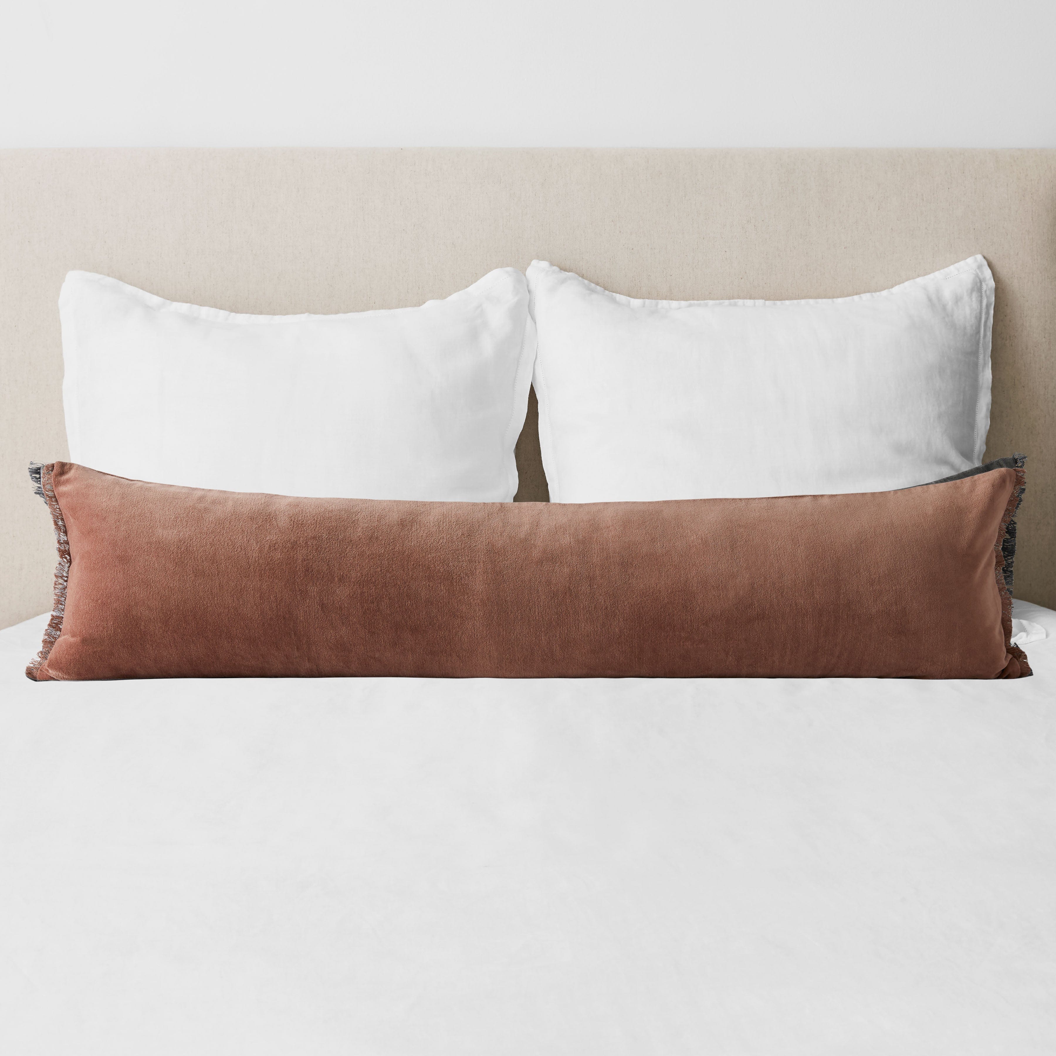 Naveta Velvet Lumbar Pillow