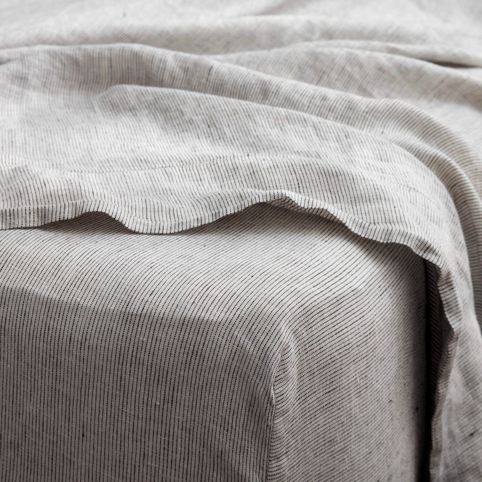 Stonewashed Linen Curated Bed Bundle - Sage/Graphite Stripe